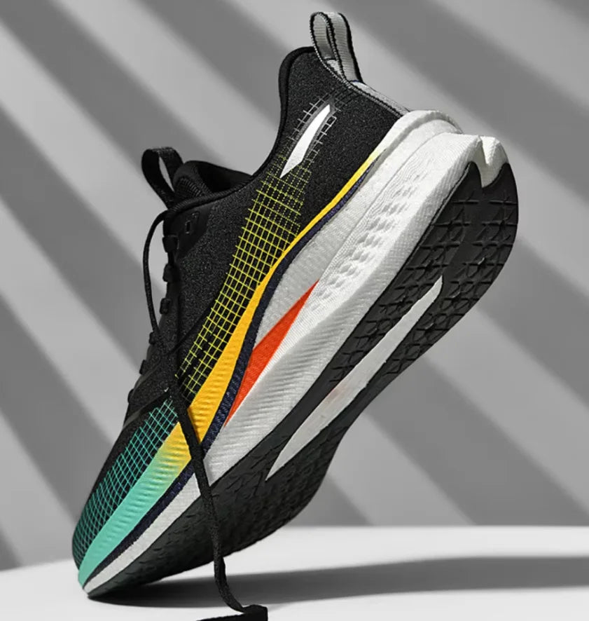 Low MOQ Custom Men Casual Sports Shoes Ultra Lightweight Blank Mesh Breathable Women Fashion Running Shoes Walking Sneakers