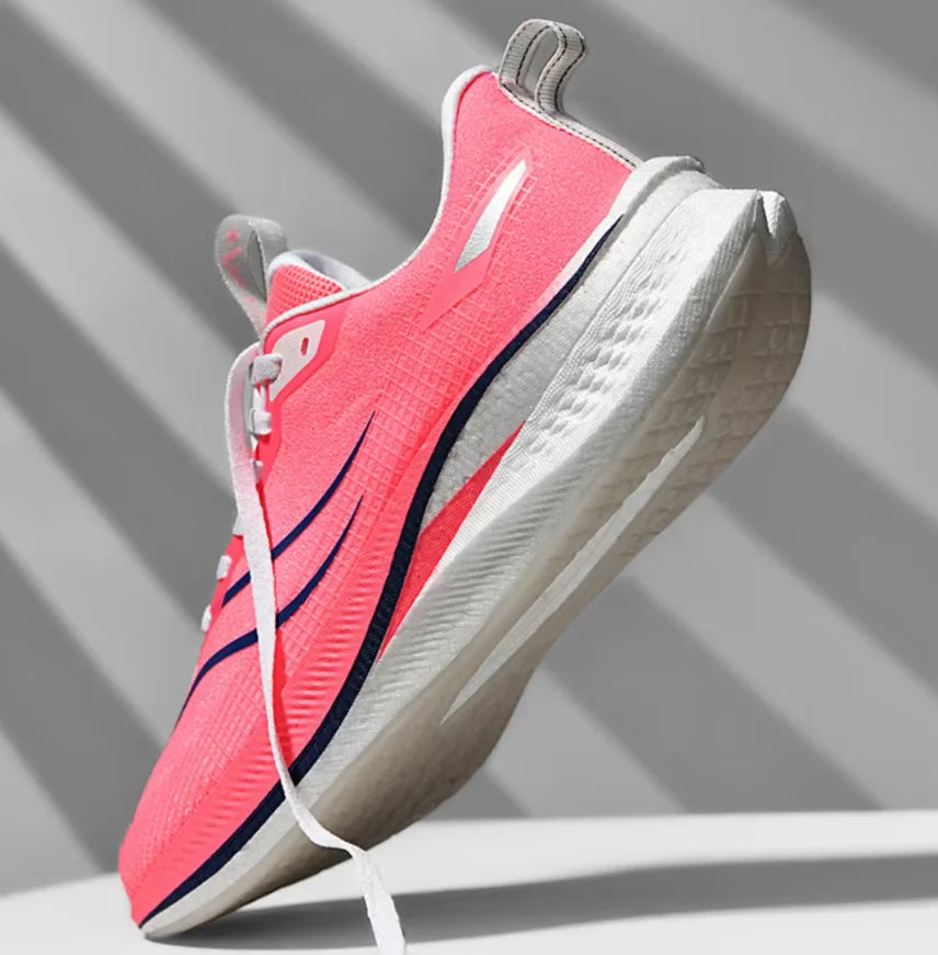 Low MOQ Custom Men Casual Sports Shoes Ultra Lightweight Blank Mesh Breathable Women Fashion Running Shoes Walking Sneakers