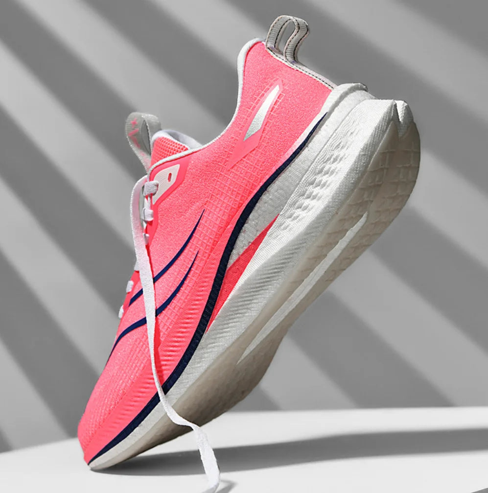 Low MOQ Custom Men Casual Sports Shoes Ultra Lightweight Blank Mesh Breathable Women Fashion Running Shoes Walking Sneakers