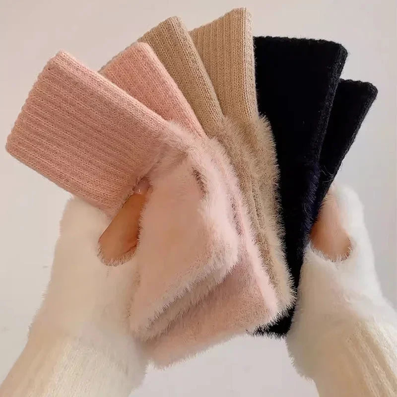 Women’s Winter Plush Half-Finger Gloves – Soft Warm Knitted Fingerless Gloves