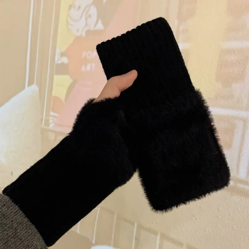 Women’s Winter Plush Half-Finger Gloves – Soft Warm Knitted Fingerless Gloves