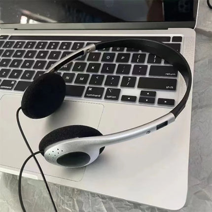 1pcs Retro Classic Headset Music Mp3 Walkman Retro Feelings Portable Wired Small Headphones Sports Fashion Photo Props